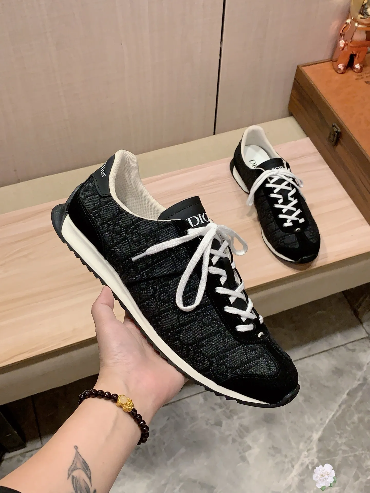 Men's Men's Shoes💰442💰💰🎩🎩[Lightning][Lightning] "Dior DIOR*" The latest and most popular casual shoes, top brand [seduce] luxury ~ purchasing agency, top ~ quality. [Strong] The upper is made of imported breathable cowhide with woven material ➕ breathable sheepskin feet (•) and fine workmanship. The original stylish and stylish soft rubber wear-resistant and non-slip outsole is light and comfortable on the feet. The real thing looks better when photographed in real life. 413: Code: 35-44, 45.46 can be customized, 8️⃣ colors selected